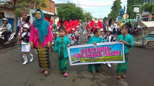 Sambut Hari Kartini, 196 Anak TK - KB Islam Nurul Anshor Situbondo Gelar Pawai