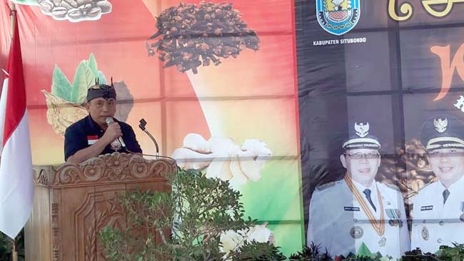 AJHERU' AGHUNG: Wakil Bupati Situbondo, Ir H Yoyok Mulyadi M Si saat memberikan sambutan, kemarin. (im)