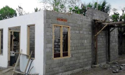 BELUM SELESAI: Pembangunan rehab Rumah Tidak Layak Huni (RTLH) di Desa Jatisari, Kecamatan Arjasa, Kabupaten Situbondo, Jawa Timur. (Her/imam)