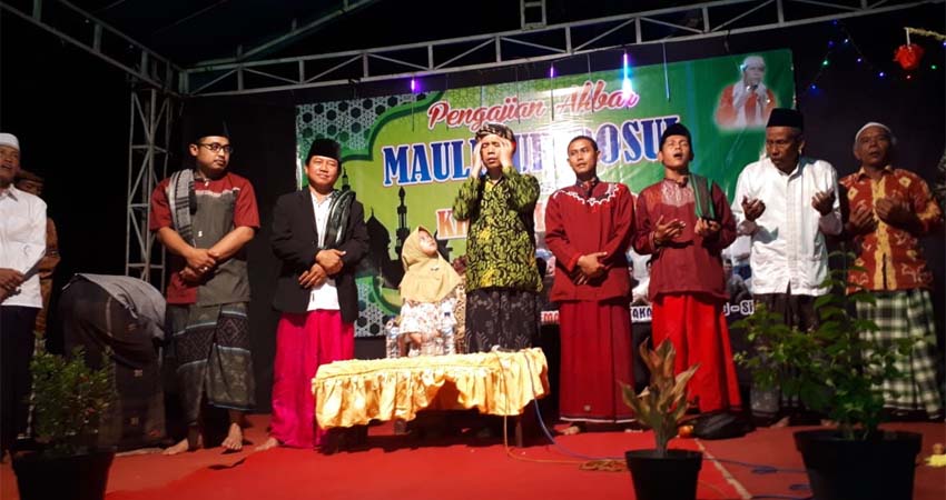 Pawai Obor Meriahkan Maulid Nabi di Dusun Cangkreng, Desa Kotakan Kecamatan Situbondo kota