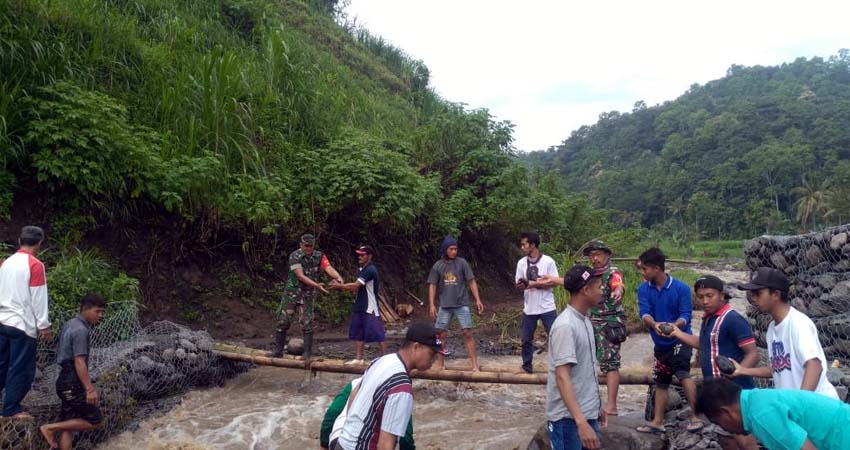 Dandim Situbondo Letkol Inf Akhmad Juni Toa, Apresiasi Kinerja Anggota Dalam Pra TMMD Ke -107