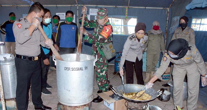 Peduli Dampak Covid-19, Gugus Tugas Kabupaten Situbondo Dirikan Dapur Umum