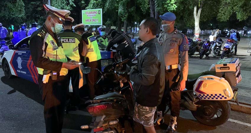 Razia Tempat Nongkrong, Polres Situbondo Amankan 6 Sepeda Motor