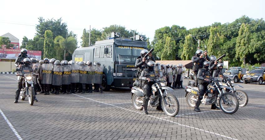 Dirpamobvit Korsabhara Baharkam Polri Tinjau Kesiapan Dalmas di Polres Situbondo