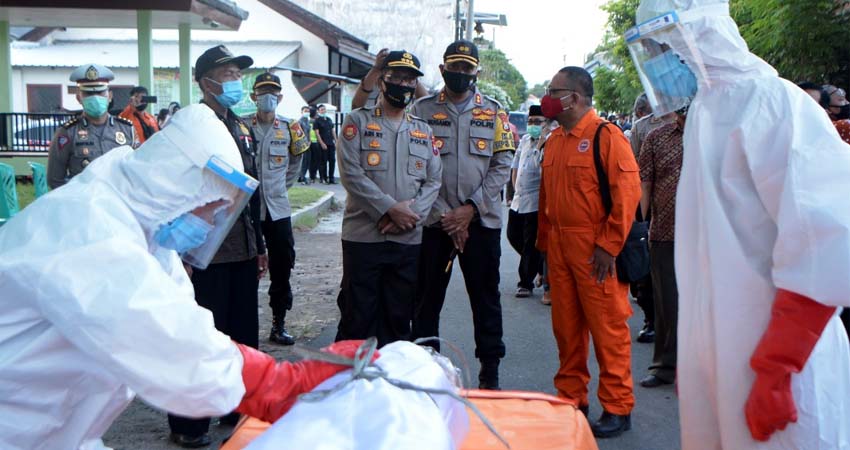 Kunjungi Kampung Tangguh Semeru di Situbondo, Kabidkum Polda Jatim Ajak Warga Patuhi Protokol Kesehatan