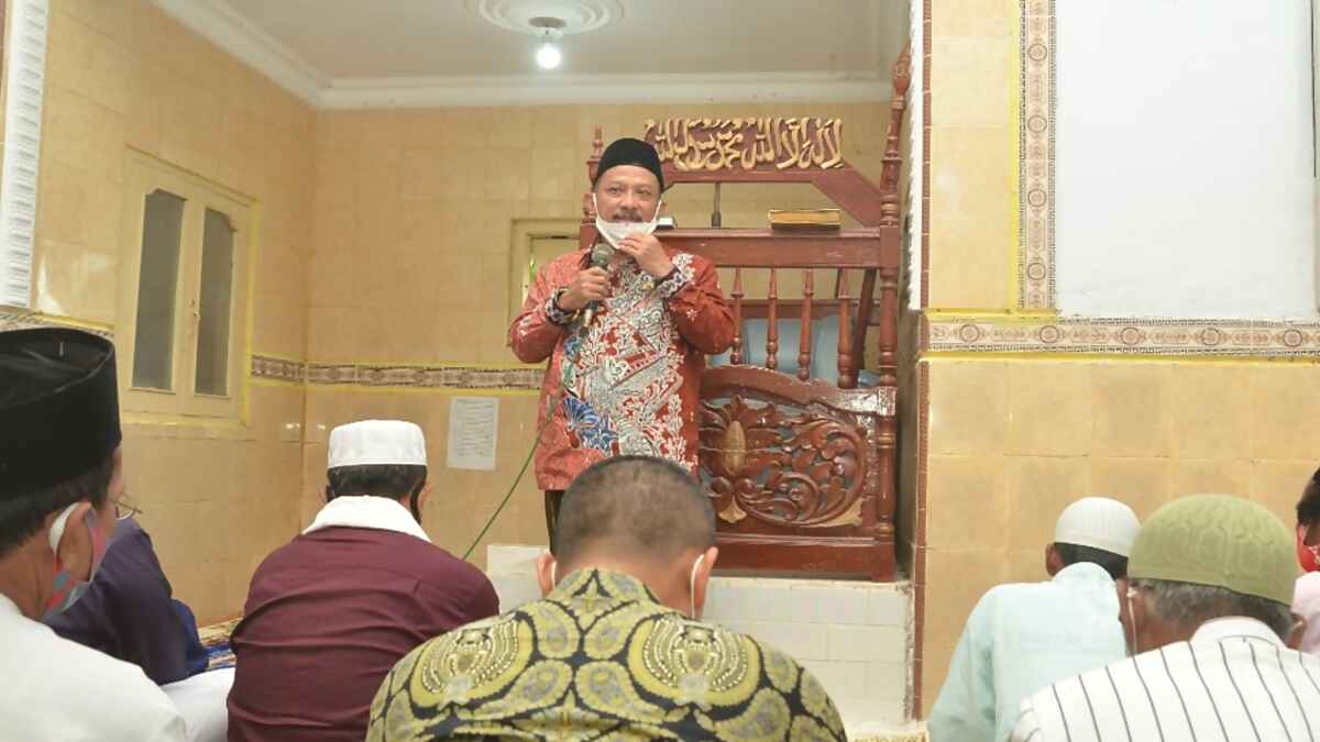 Penuhi Janji Kampanye, Sholat Jumat Pertama di Widoropayung dan Ingatkan Kerja Bersama untuk Kota Santri