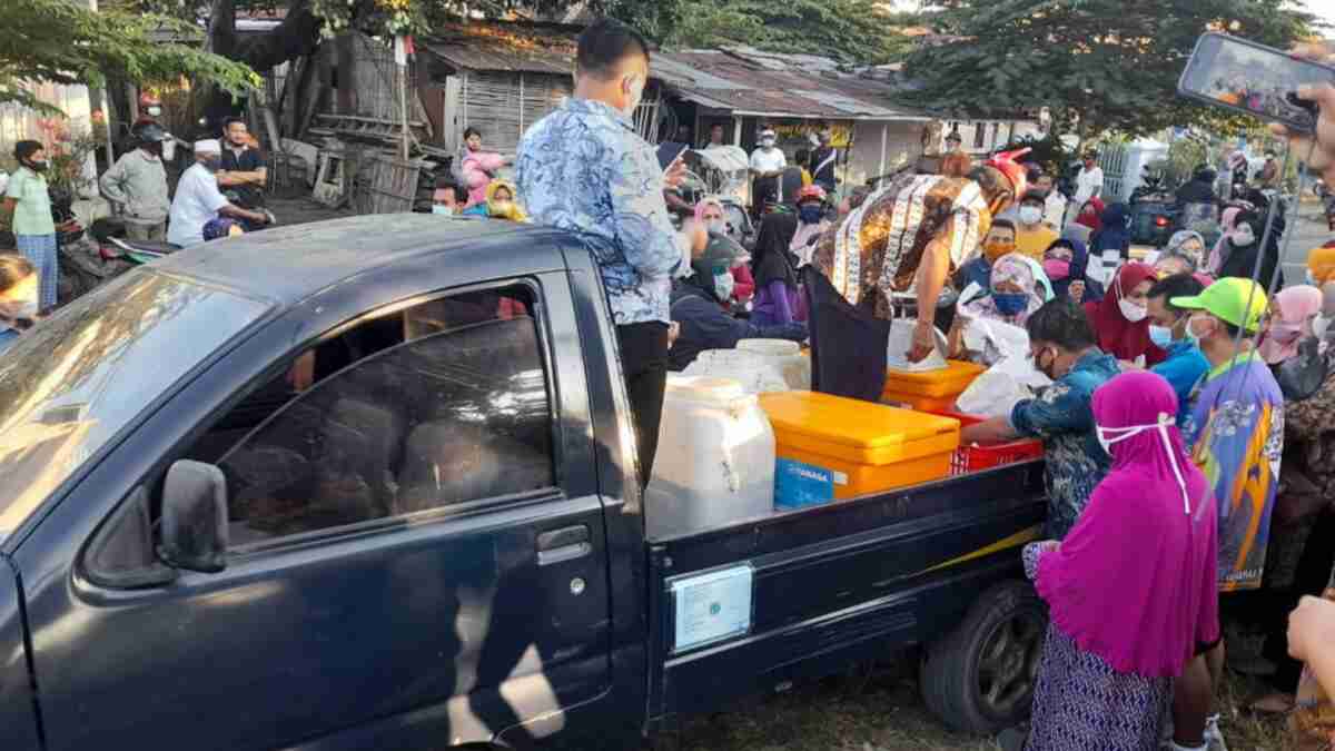 Tidak Sampai 30 Menit, Pembeli Pasar Ikan Murah Situbondo Habiskan 1,5 Kwintal