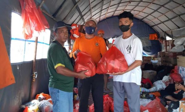 Jangkauan Kebutuhan Konsumsi hingga Kesehatan, Pemkab Situbondo bersama Tim Dirikan Dapur Umum di Candipuro Lumajang