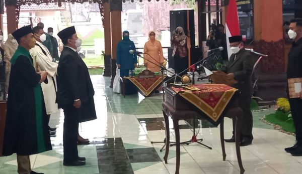 Akhiri Tahun 2021, Bupati Situbondo Total Lantik 255 Pejabat Administrator dan Pengawas