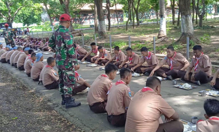 Siswa SMKN 1 Situbondo Dibekali Pendidikan Karakter di Markas Pusat Dodiklatpur