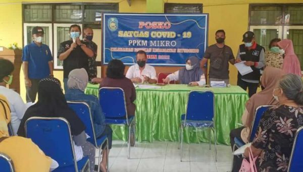 Camat Situbondo bersama Forkopimca Pantau Penyaluran BPNT ke Empat Desa dan Dua Kelurahan