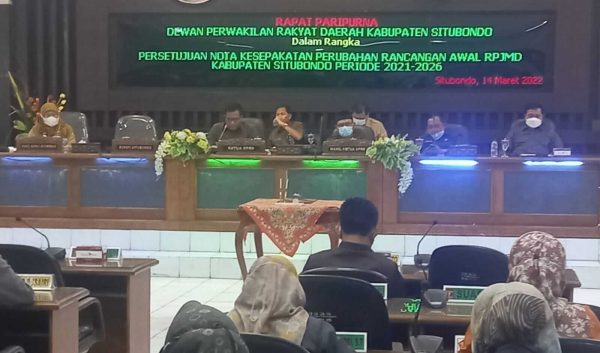 Enam Fraksi DPRD Situbondo Setujui Perubahan Awal RPJMD 2021-2026