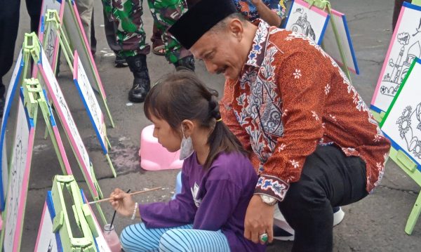 Tingkatkan Perputaran Uang, Bupati Situbondo Buka Pasar Dadakan Ramadan