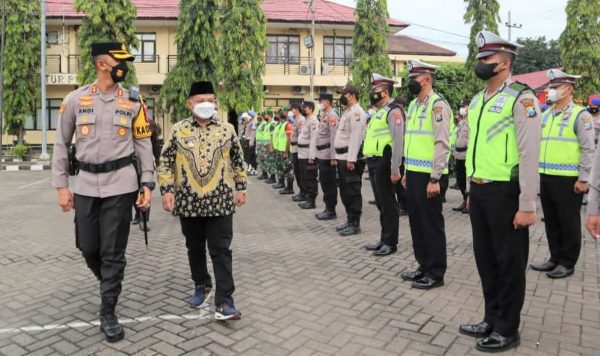 Ciptakan Rasa Aman, Polres Situbondo Siagakan Penembak Jitu di Titik Rawan Jalur Pantura