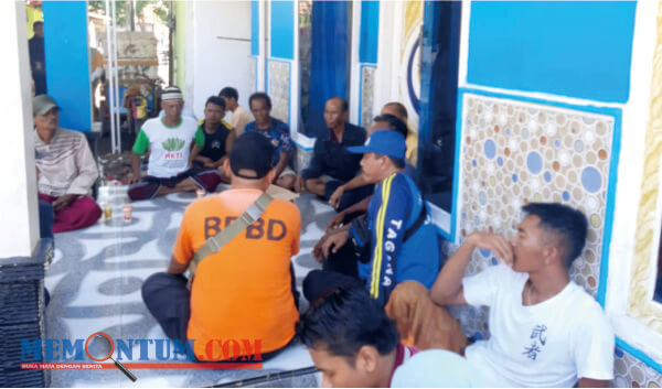 Perahu Alami Kebocoran, Bapak dan Anak Terombang Ambing di Perairan Besuki Situbondo