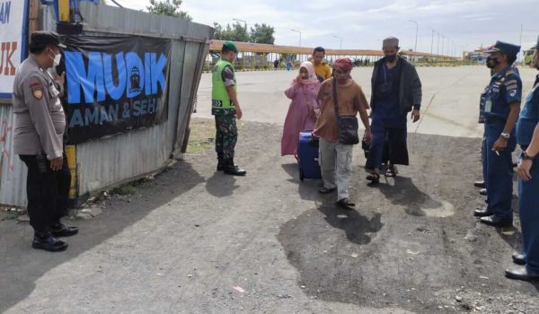 Tim Satgas Covid-19 Jangkar Situbondo Gelar Pemeriksaan Kedatangan Penumpang dari NTB