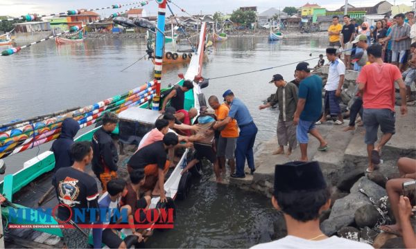 Perahu Alami Kebocoran, 11 Nelayan Terombang Ambing Selama 5 Jam di Perairan Ketah Situbondo