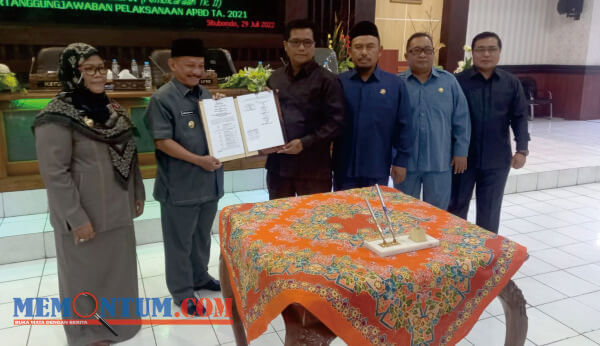 DPRD Situbondo Setujui Raperda Pertanggung Jawaban APBD 2021 dengan Catatan