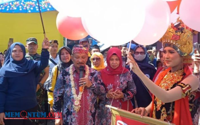 Hadiri Pelepasan Larung Sesaji, Bung Karna Apresiasi Kekompakan Masyarakat Pesisir Panarukan Situbondo