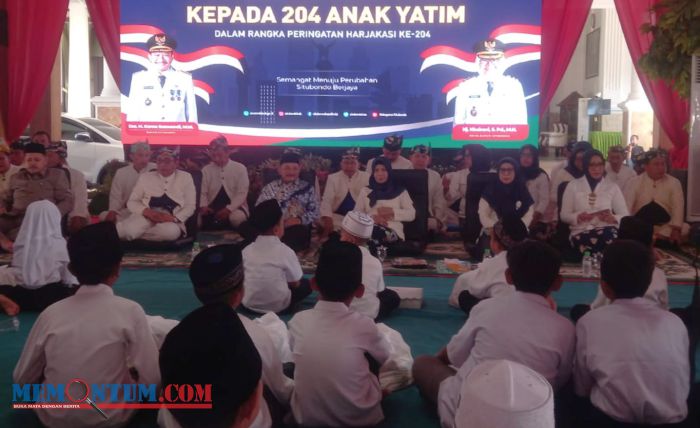 Peringati Harjakasi Ke-204, Bupati Situbondo bersama OPD dan Bank Jatim Beri Santunan