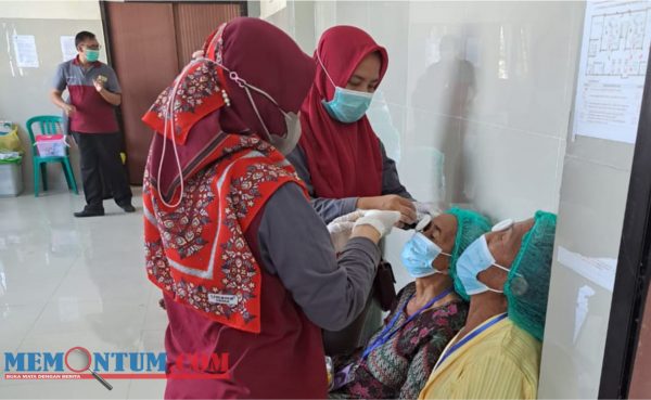 73 Warga Situbondo Kembali Berhasil Dilakukan Operasi Katarak Gratis Program Gebrak Bersinar