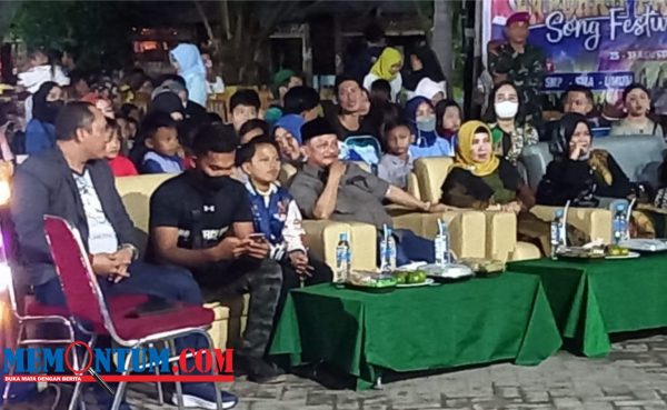 Farel Prayoga Goyang Barokah Park di Malam Penyerahan Piala Song Festival Bupati Cup 2022