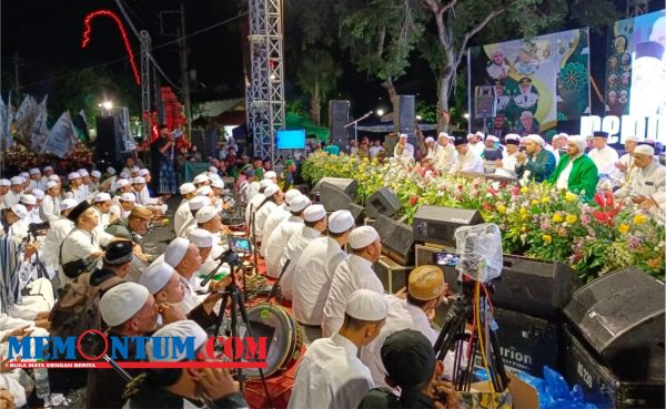 Puluhan Ribu Masyarakat Hadiri Situbondo Bersalawat